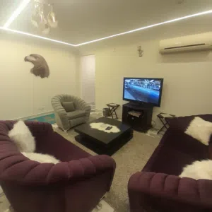 أمام سيتي ستارز مباشره شقه مفروشه اول سكن ايجار يومي وشهري انترنت مجاني من المالك مباشره