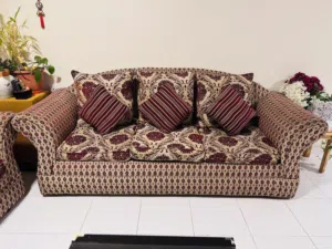 7 seater sofa with center table and tv table