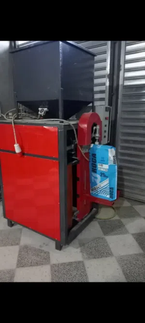 آلة تعبئة وخلاط