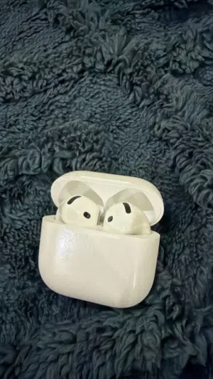 سماعه ابل ايربودز4