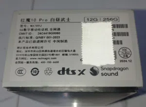 للبيع وحش الألعاب Red Magic 10 Pro (جديد تماماً) - معالج Snapdragon 8 Elite