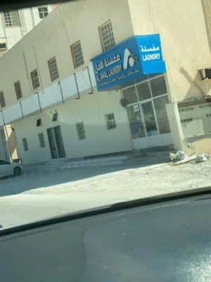 @@ فرص مميزة وعروض حصرية @@  أرض سكني تجاري وبنايات تجارية بدخل شهري وعروض ف الصور المرفقة