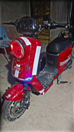 دراجه شحن r900 نضافه 85بل ميه