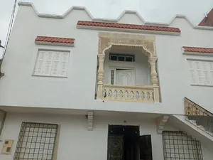 200 m2 More than 6 bedrooms Townhouse for Sale in La Manouba Other