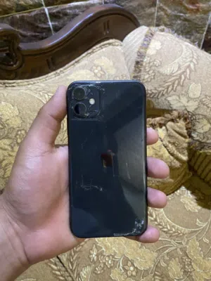 بطاريه 87% iPhone 11 عادي مساحه 128