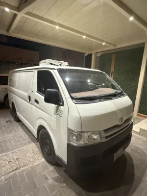 Used Toyota Hiace in Mubarak Al-Kabeer