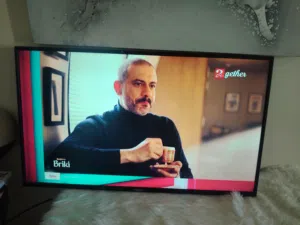 للبيع تلفزيون ونسا 43 بوصه عادي