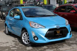 Toyota Prius C 2015 HYBRID فحص كامل فل اضافات تويتا بريوس سي موديل 2015 فحص كامل