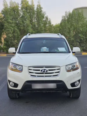 Used Hyundai Santa Fe in Um Al Quwain