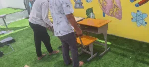 طاولات الدراسة  البدر للمفروشات الرواد في اثاث المدارس والمعاهد والجامعات والمراكز وصلت حديثا لدينا