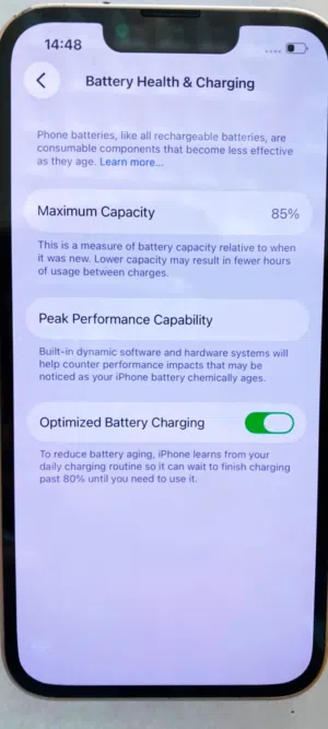 Apple iPhone 13 128 GB in Al Dhahirah