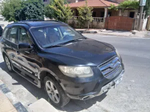 Used Hyundai Santa Fe in Amman