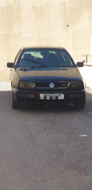 قولف   1998 للبيع