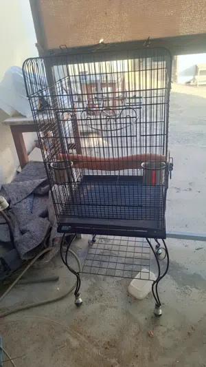 قفص طيور ببغاء