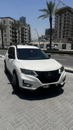 2018 Nissan Rogue SV Midnight edition (New Tires and New Battery)