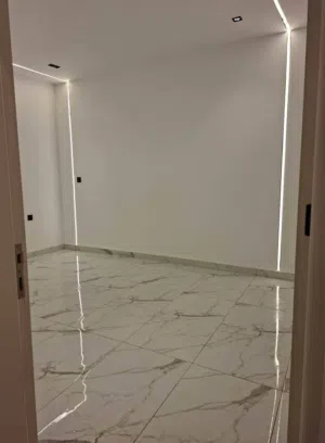مبني للإيجار من طابقيين كل دور3شقق