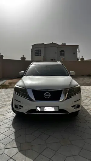 بيع نيسان باثفندر