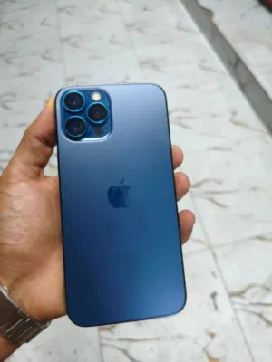 12 برو ماكس