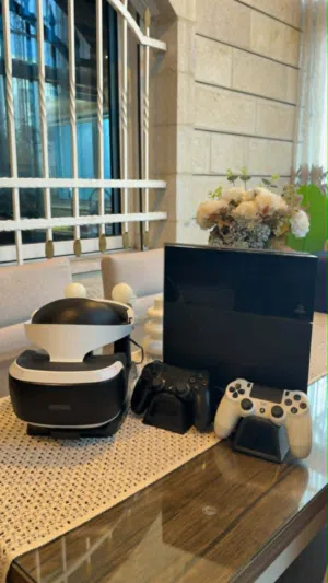 PS4 (PlayStation 4) + PSVR