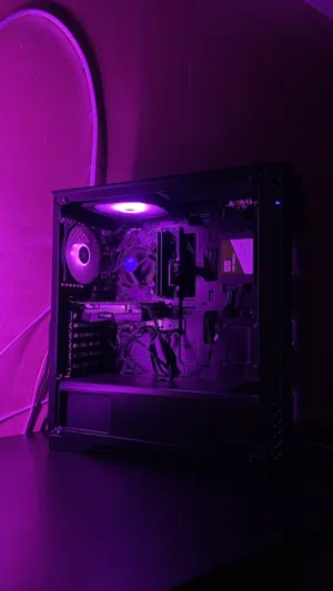كمبيوتر بيسي . PC