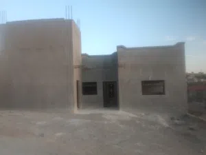 منزل للبيع// تل الرمان