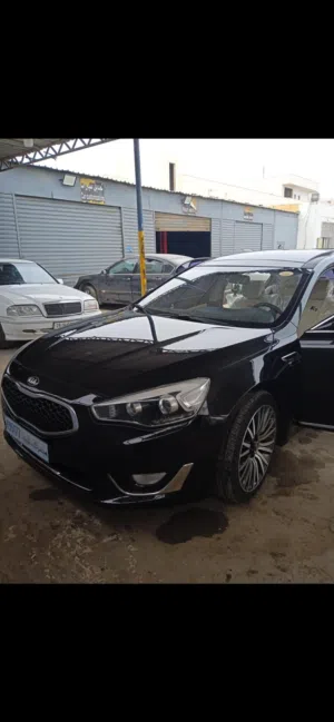 Used Kia Cadenza in Tripoli