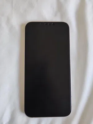 Apple iPhone 13 128 GB in Muscat