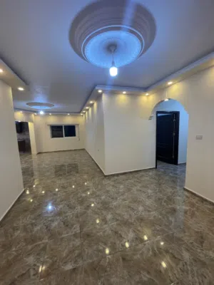 160 m2 4 Bedrooms Apartments for Sale in Zarqa Iskan Al Batrawi