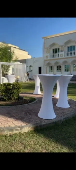 Rent a cocktail table from alwadi_events استئجار طاولة كوكتيل من الوادي للمناسبات