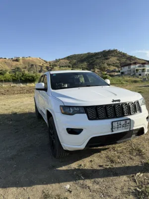 Used Jeep Grand Cherokee in Basra