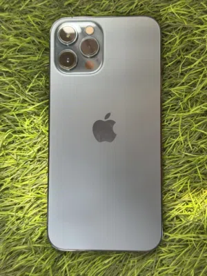 آيفون 12 برو ماكس
