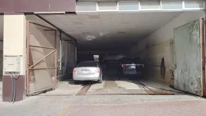 m2 . Landlord2