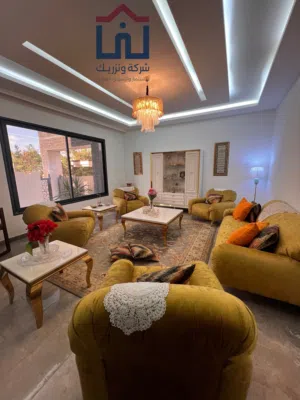 245 m2 More than 6 bedrooms Villa for Sale in Tripoli Ras Hassan