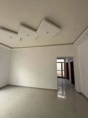 200 m2 4 Bedrooms Villa for Rent in Tripoli Ain Zara