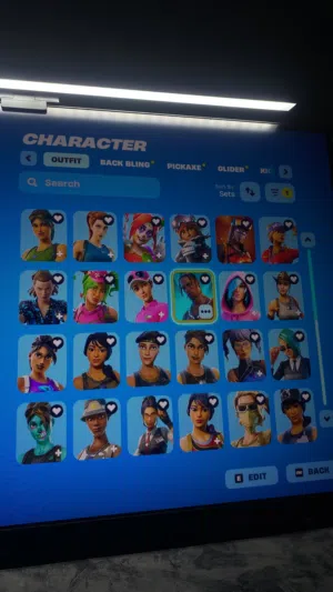 حساب فورت قديم  في ترافس كوت و من السيزون  الثالث