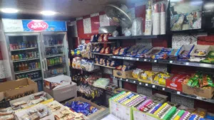 للبيع بسعر مغري  .(قهوة/كافتيريا) شارع الامير محمد/جبل عمان