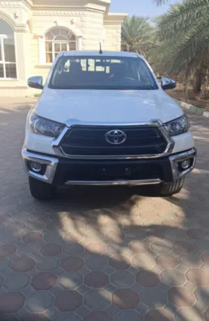 Used Toyota Hilux in Al Ain