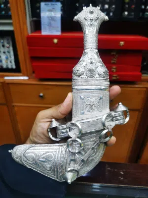 خنجر سعيدية وزراف هندي عمر 13 الى 17