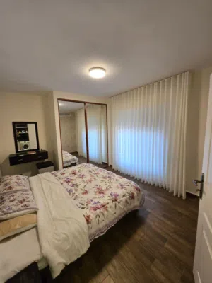 شقة غرفة نوم و صالة فاخرة في الجبيهة - luxurious one-bedroom apartment in Al-Jubaiha