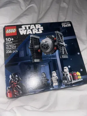 Lego retired Star Wars set (rare)
