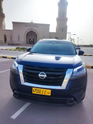 Used Nissan Pathfinder in Al Batinah