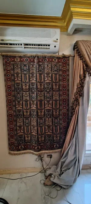 سجاده حرير تركي وارد تركيا و اخري صوف إيران وارد الامارات