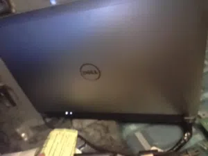لابتوب Dell i7 للبيع بسعر لقطة  - تواصل الآن