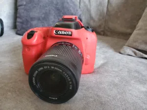 كيمره كانون 80d ب490دولار
