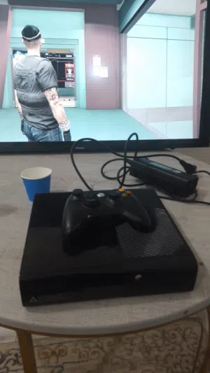 للبيع اكس بوكس شغال