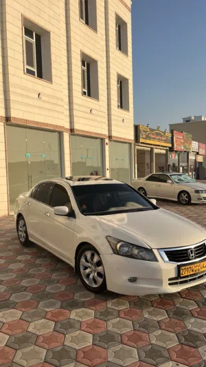للبيع هوندا اكورد موديل 2009
