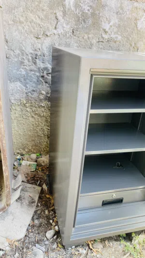 Locker safe