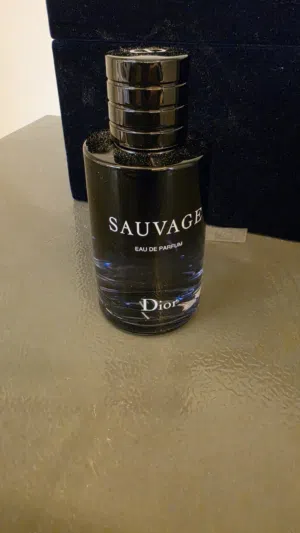 عطر سوفاج اصلي النصف مستخدم