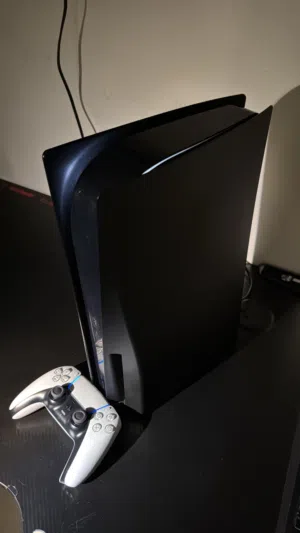 للبيع بلاستيشن 5