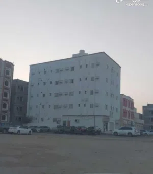 شقة من3 غرف  و3 حمامات وصاله ومطبخ بولاية صور / البر /sur /Albar